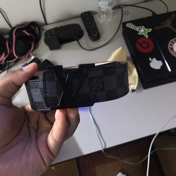 Black on Black Louie Vuitton Belt Never worn - Picture 1 of 3